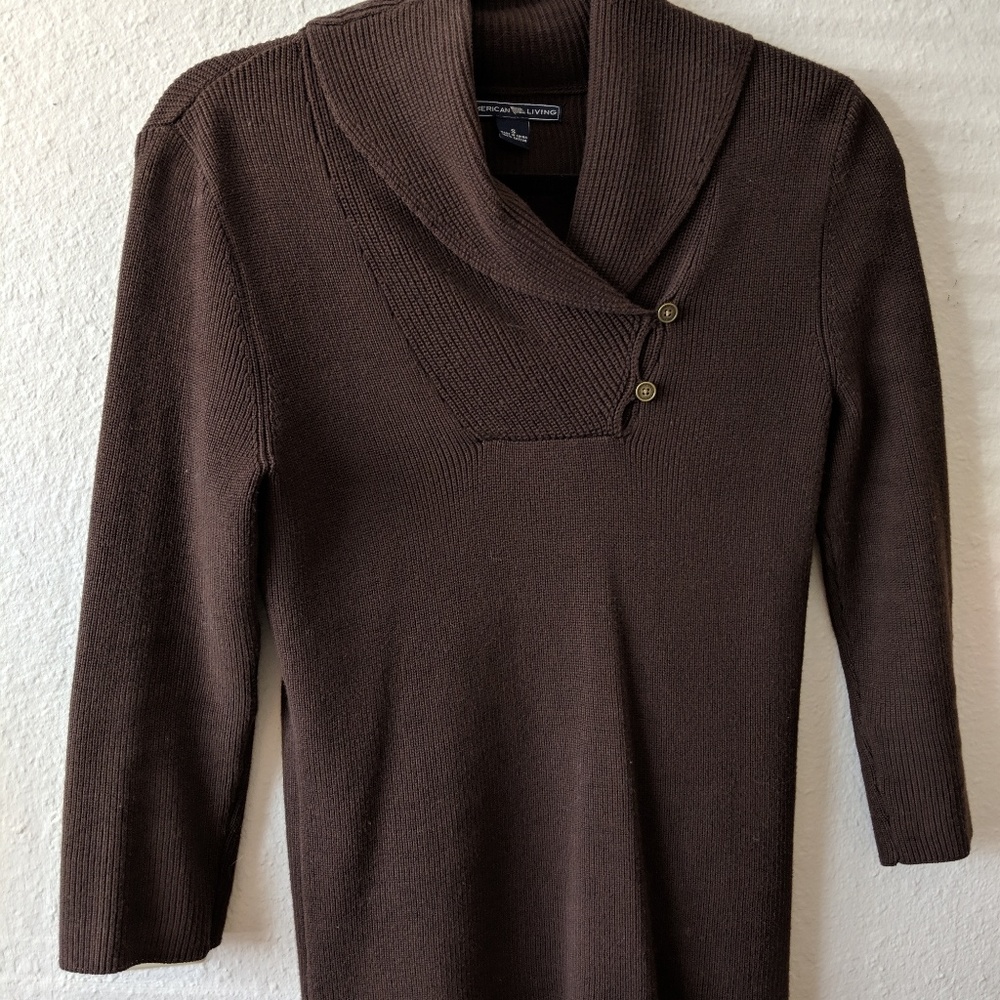 Brown sweater